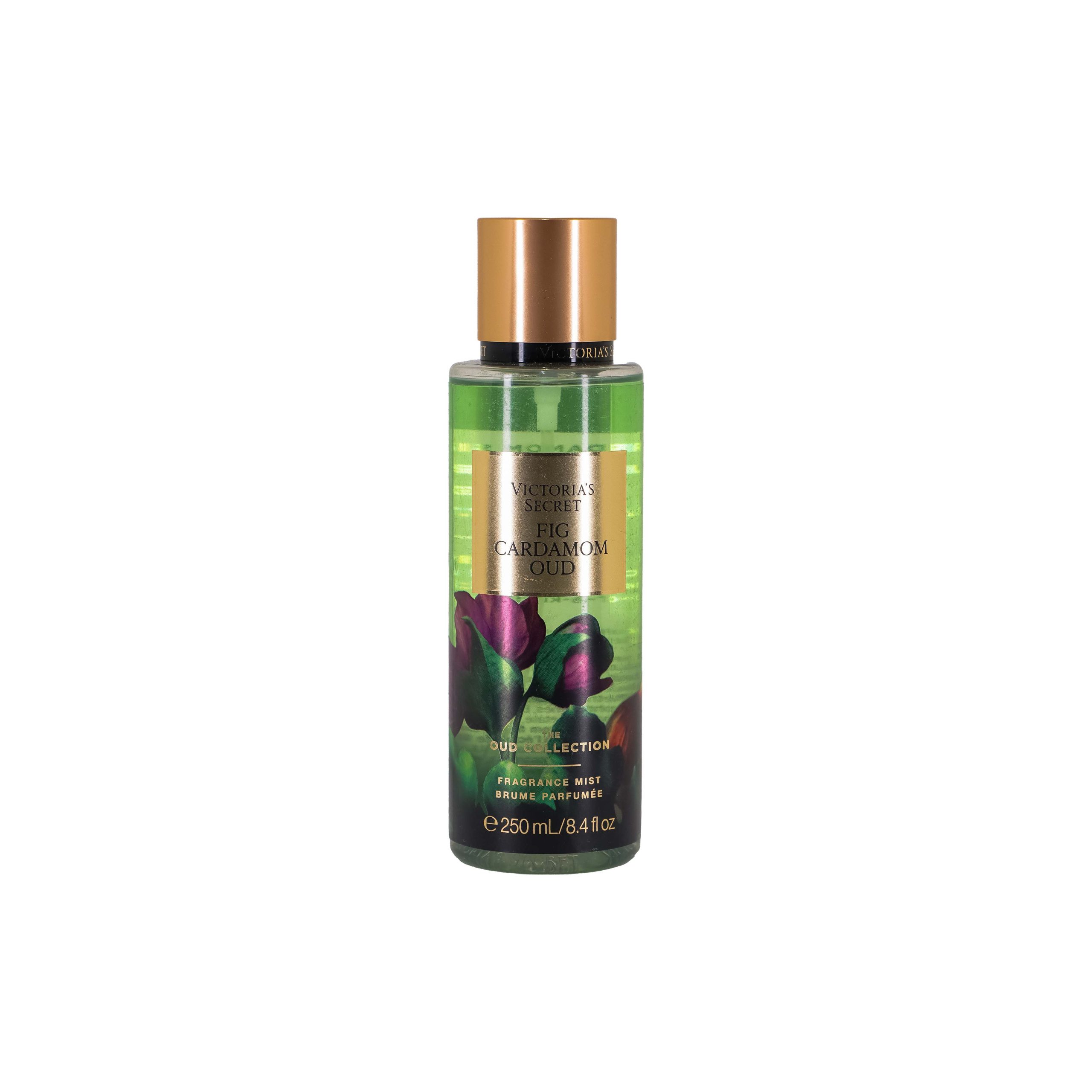 خرید بادی میست ویکتوریا سکرت Fig Cardamom Oud اصل | 250 میل بادی میست Victoria’s Secret Fig Cardamom Oud با رایحه خاص انجیر، هل و عود، از کالکشن لوکس Oud. مناسب برای استفاده روزانه با رایحهای گرم، شیک و متفاوت.